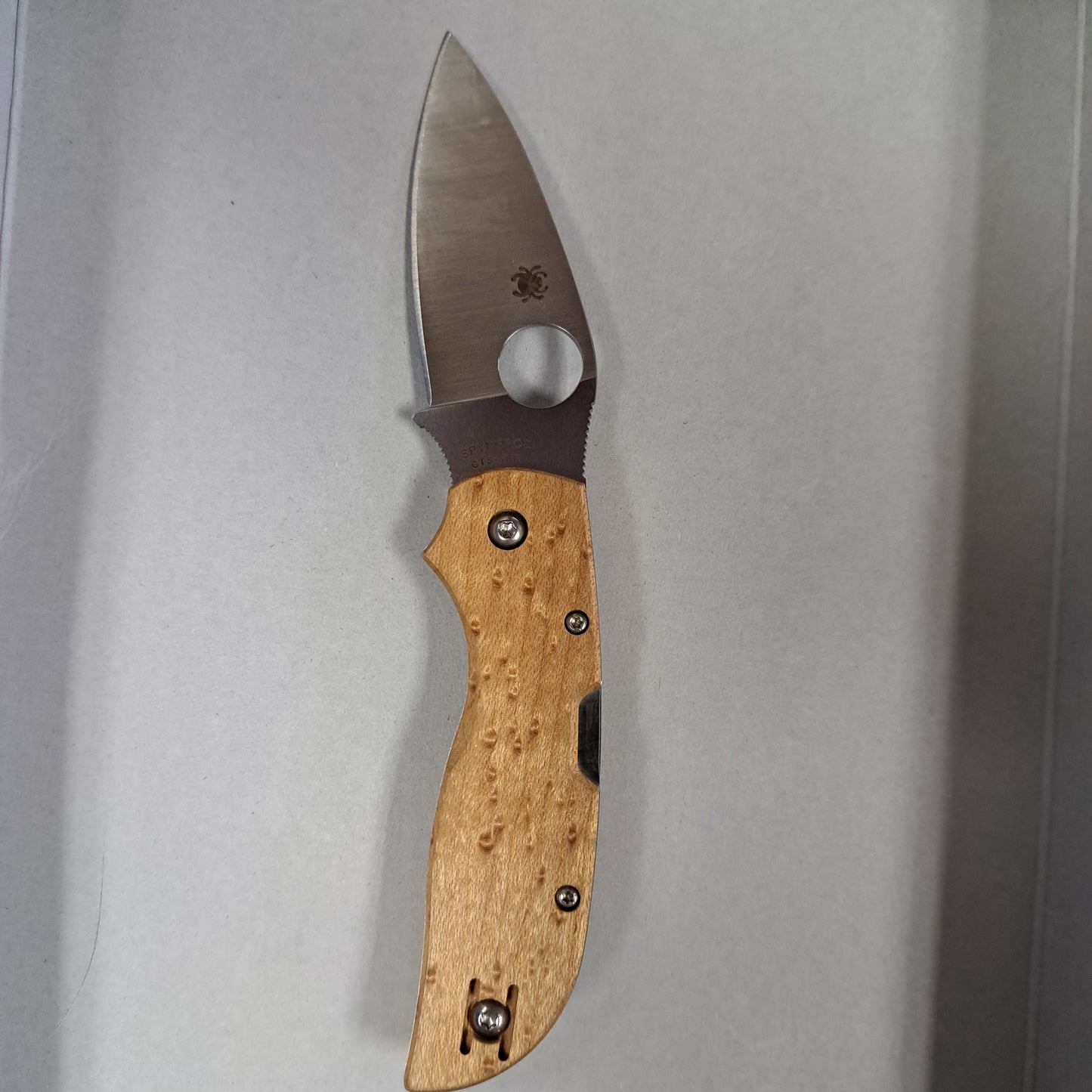 Syderco Chapaaral Birdseye Maple XHP Plainedge